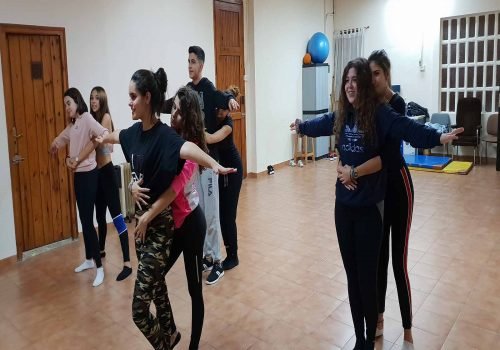 Cursos per xiquets-tes Almenara – FUNKY HIP HOP Cursos per xiquets-tes Almenara - FUNKY HIP HOP